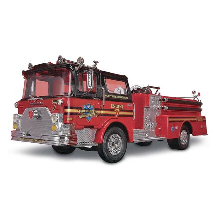 Snap Kit MONOGRAM truck 1225 - Max™ Mack Fire Pumper (1:32)
