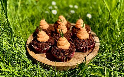 Hravé jarní mrkvové cupcakes