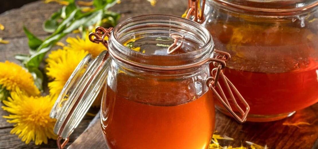 Pampeliškový sirup aneb domácí slaďoučká vitamínová bomba